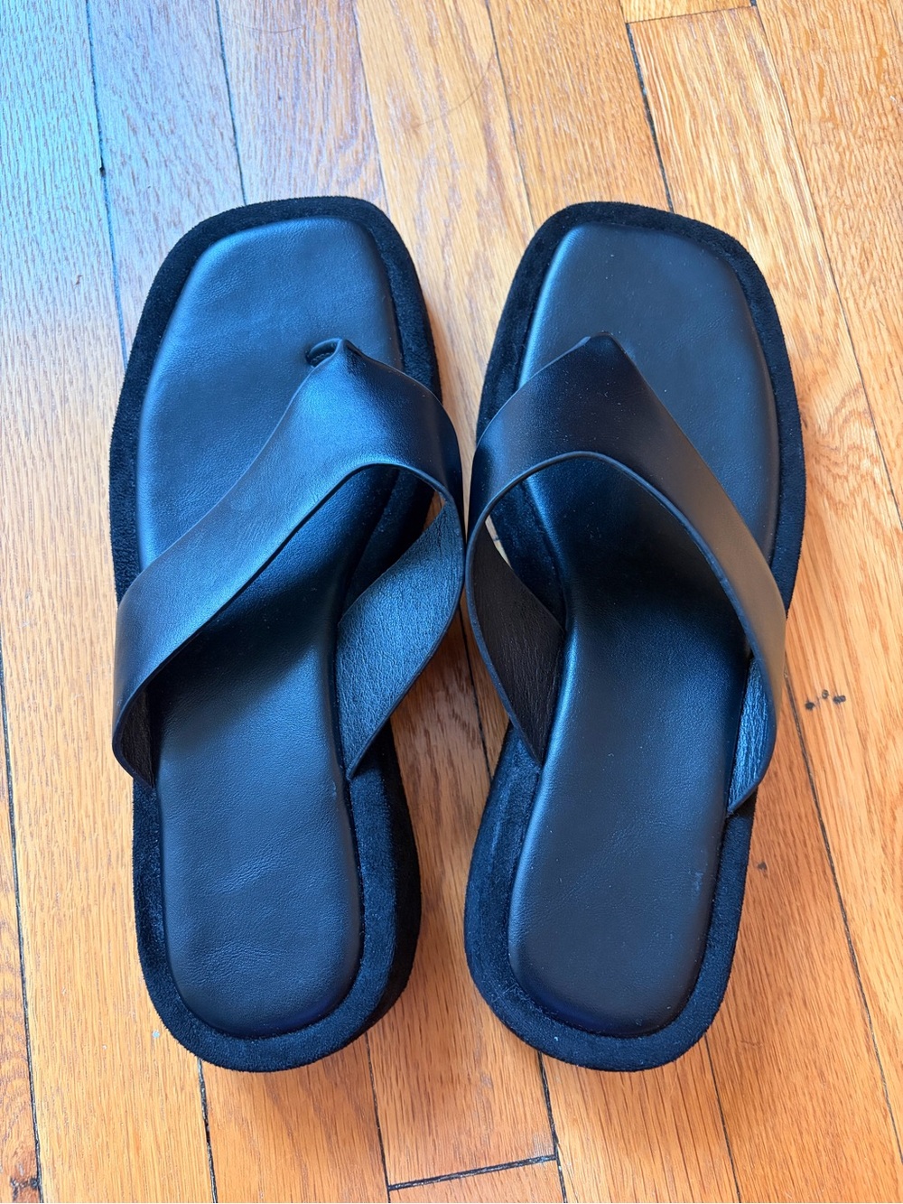 Black platform thong flip flop sandals 8